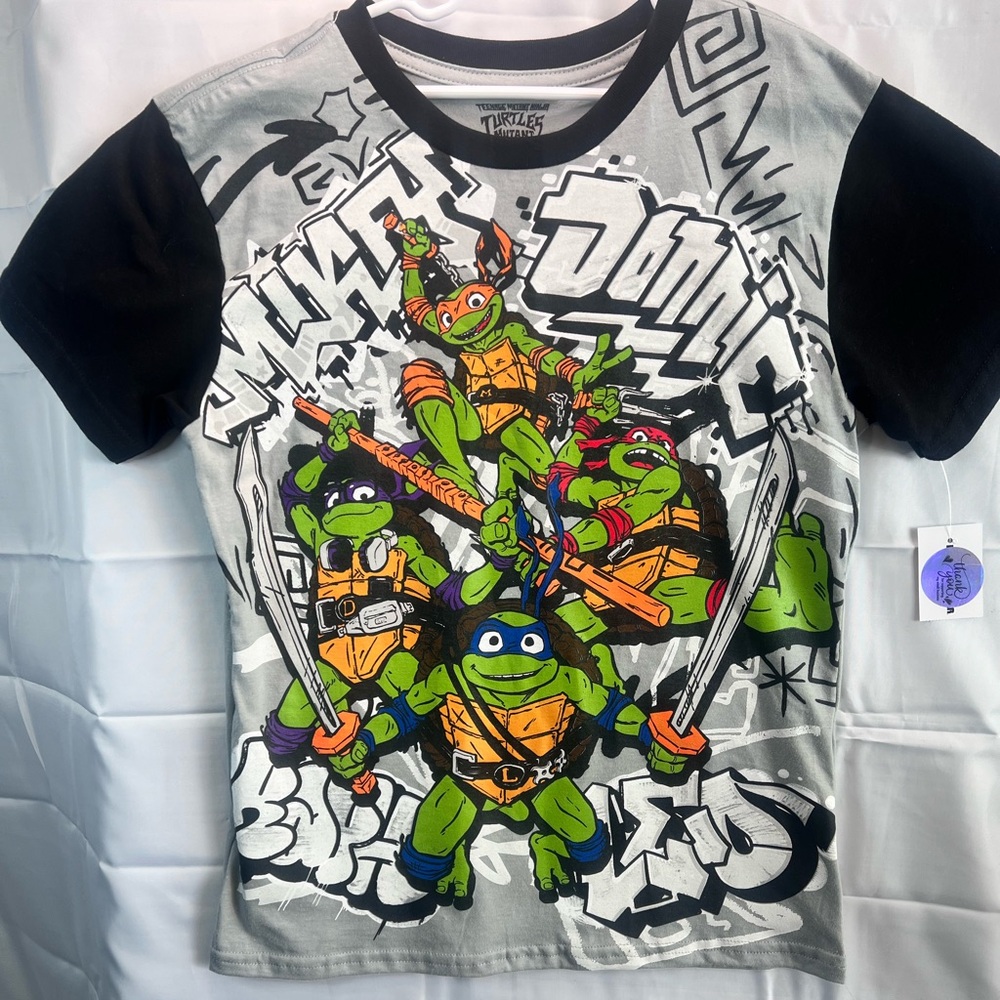 Teenage Mutant Ninja Turtles 2023 Boys‎ Size 14/16 Shirt Nickelodeon